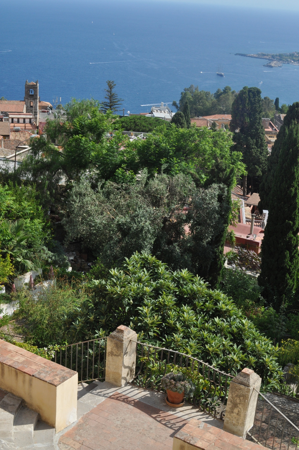 casa-cuseni-taormina-rocaille-blog