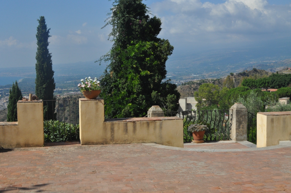 casa-cuseni-taormina-rocaille-blog