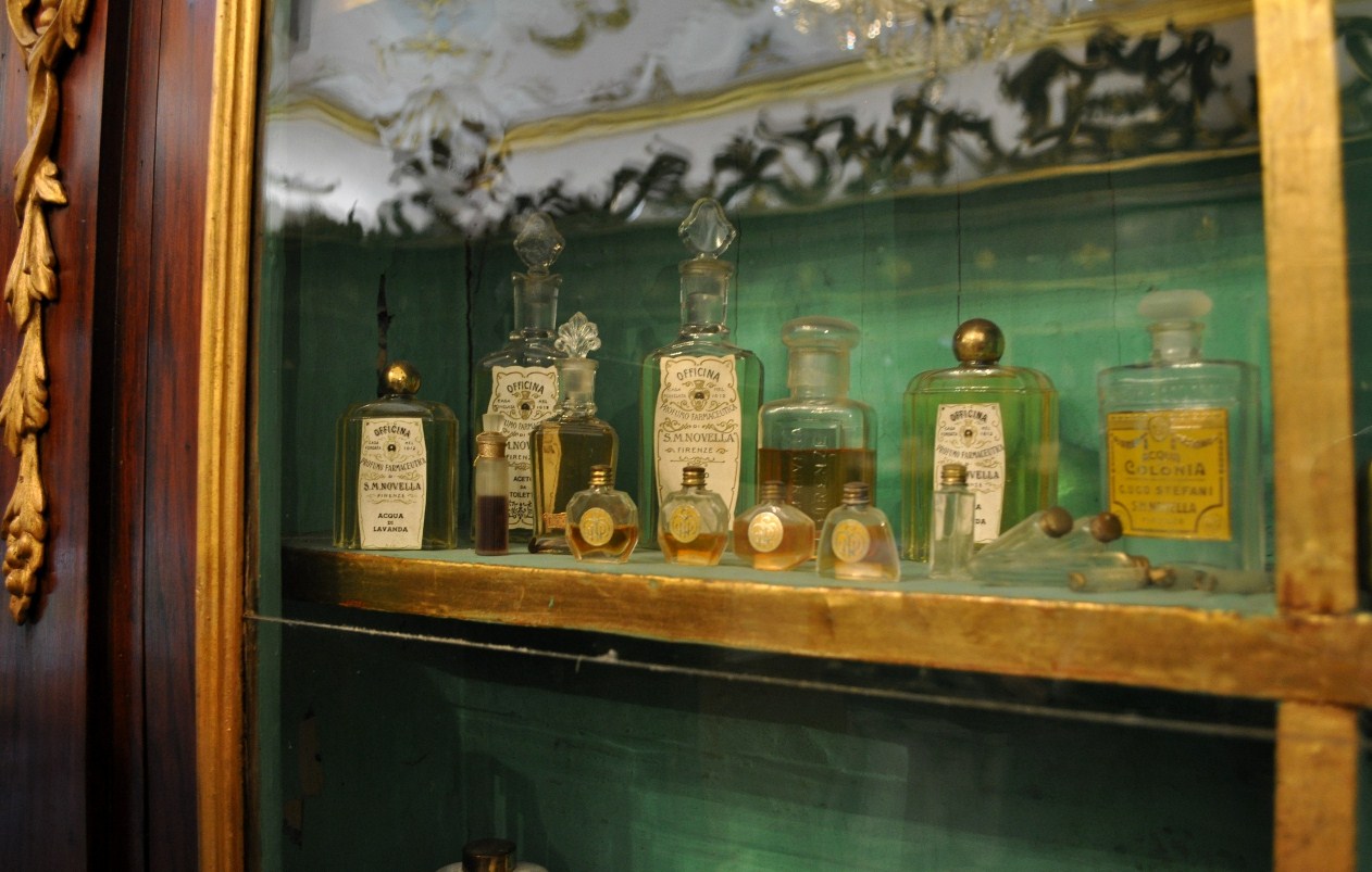 rocaille-blog-officina-profumo-farmaceutica-santa-maria-novella-shop-negozio-storico-sede-firenze-52