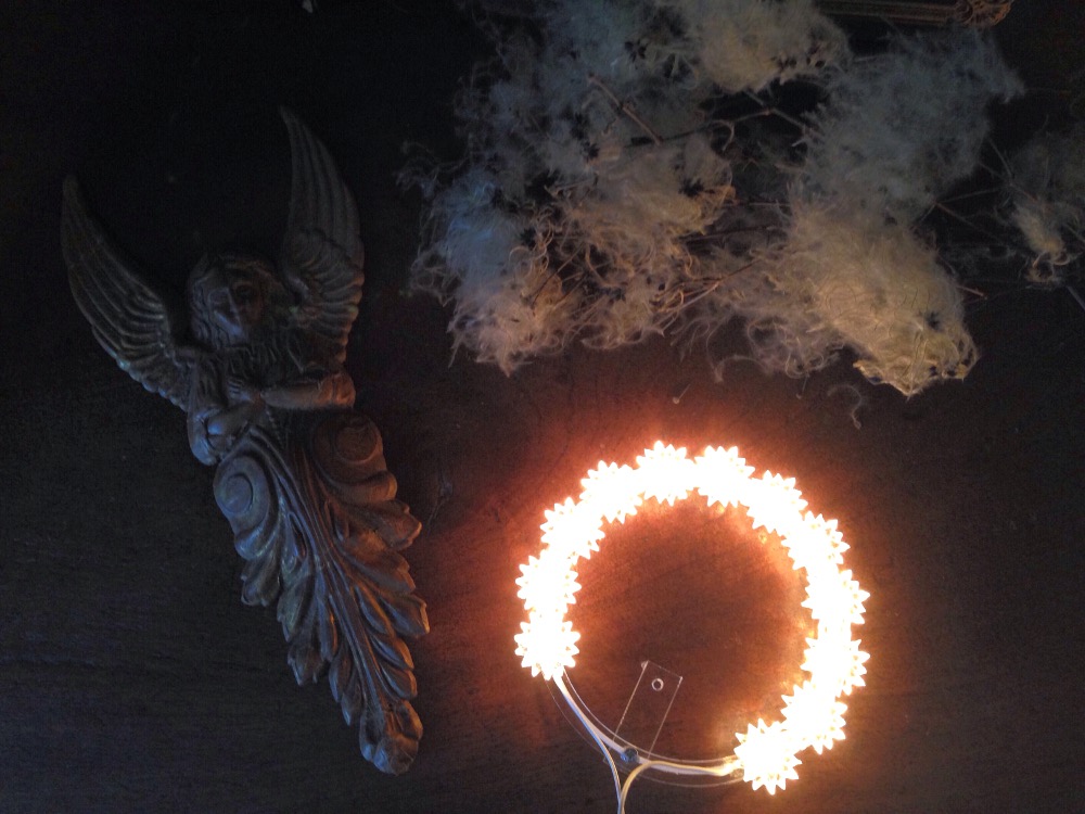 rocaille-books-christmas-angel