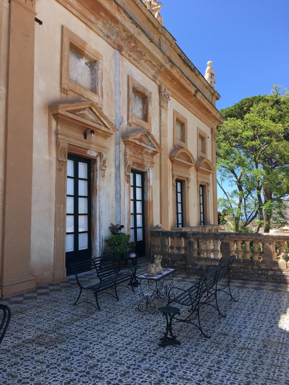 rocaille-blog-villa-valguarnera-bagheria-sicilia-salone-ercole-11-e1584568714147